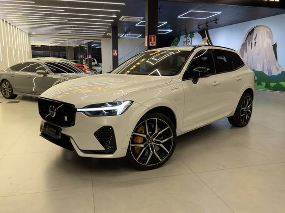 VOLVO XC60 2.0 T8 RECHARGE POLESTAR ENGINEERED AWD GEARTRONIC